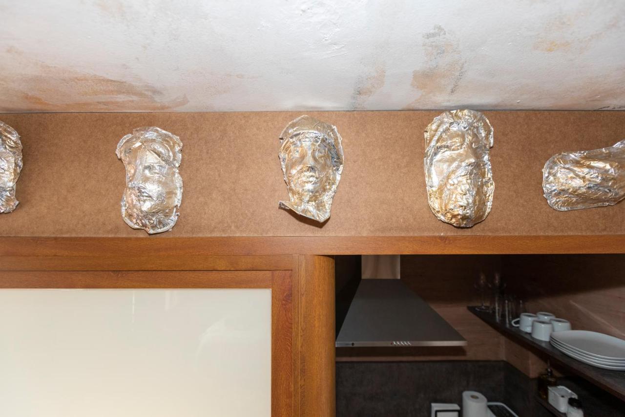 Domus Lapidis - La Galeria Appartement Bogarra Buitenkant foto